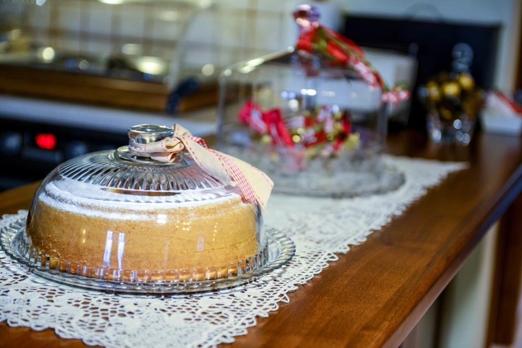 Valentini Guesthouse Karpenisi Phòng bức ảnh