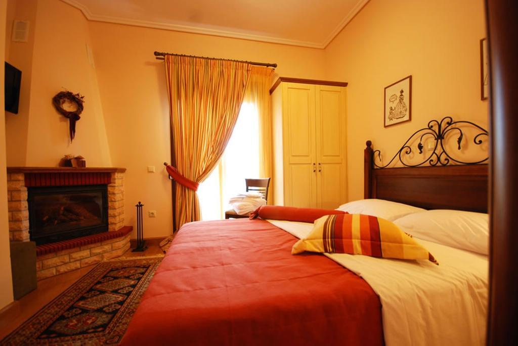 Valentini Guesthouse Karpenisi Phòng bức ảnh