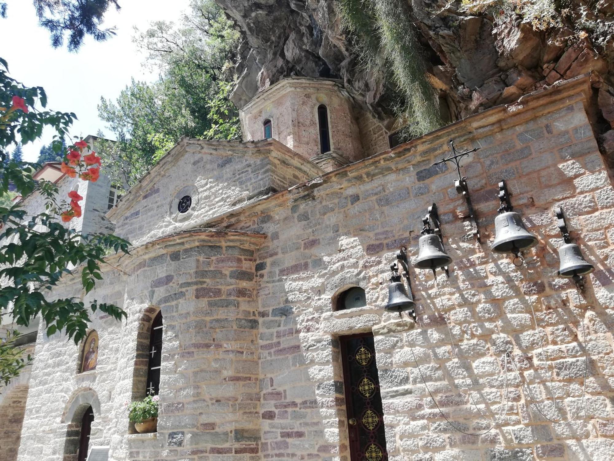 Valentini Guesthouse Karpenisi Phòng bức ảnh