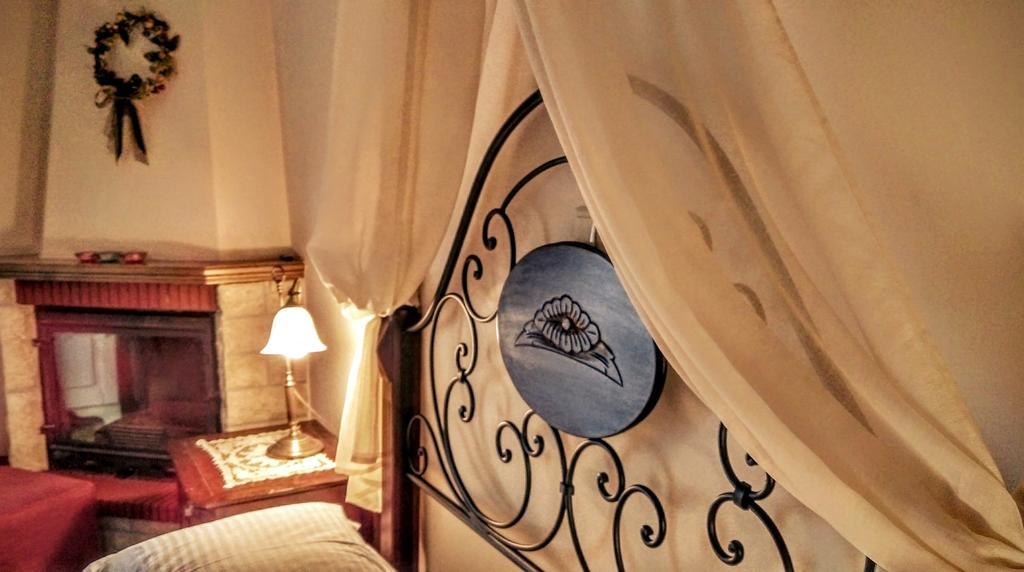 Valentini Guesthouse Karpenisi Ngoại thất bức ảnh