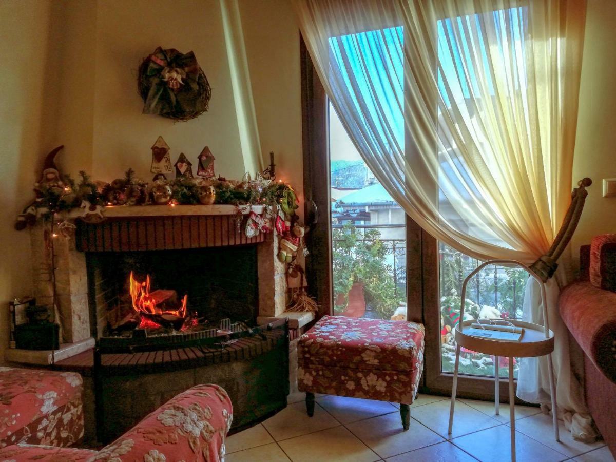 Valentini Guesthouse Karpenisi Ngoại thất bức ảnh